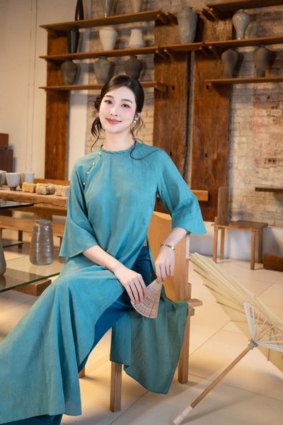  AD09-Áo Dài Hồ Điệp 