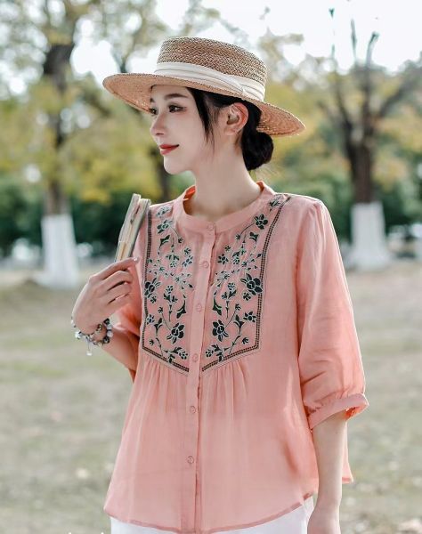  A565-Áo Ramie Thêu Hoa Cổ Đứng Tay Lỡ 