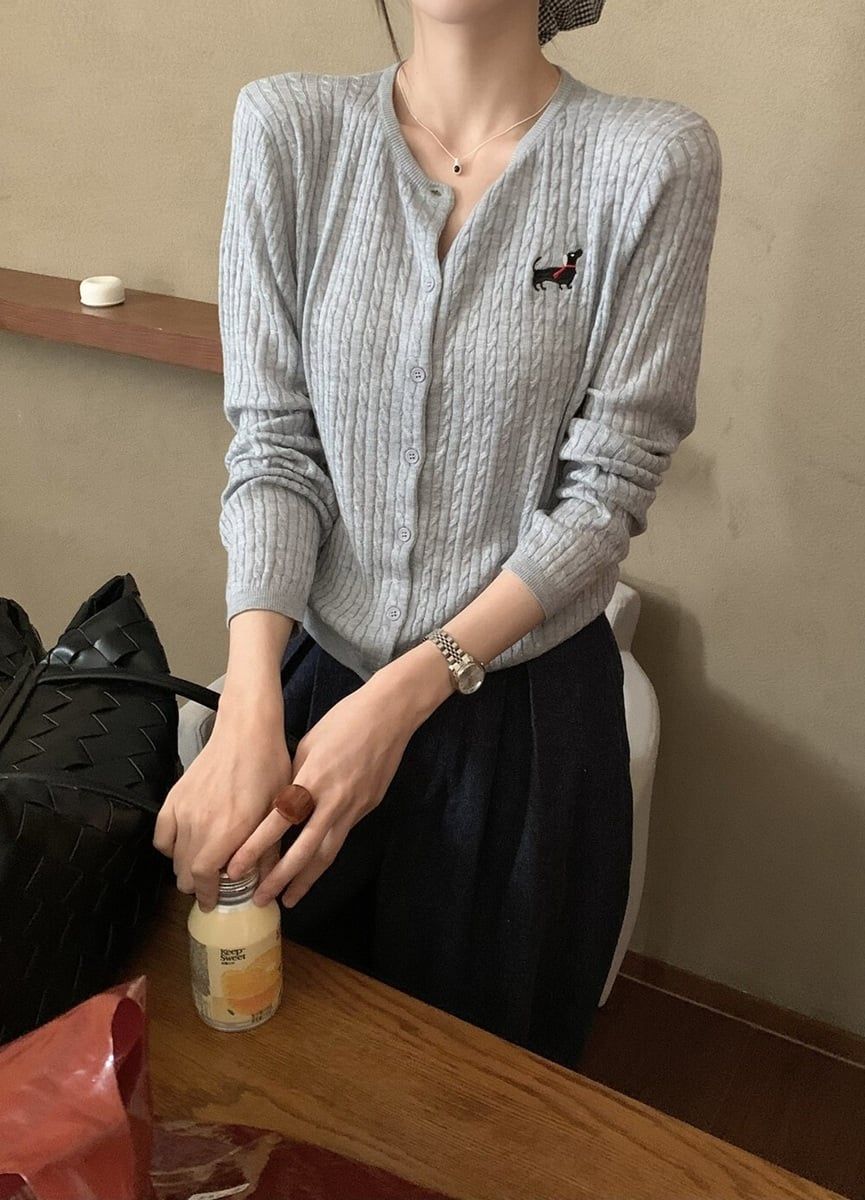  A744-Áo Len Dệt Kim Cardigan Cổ Tròn Dài Tay Cún Con 