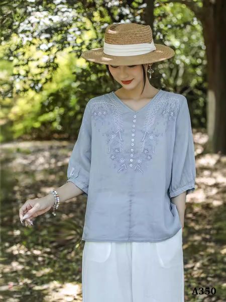  A350-Áo Ramie Thêu Hoa Lá Đối Xứng 