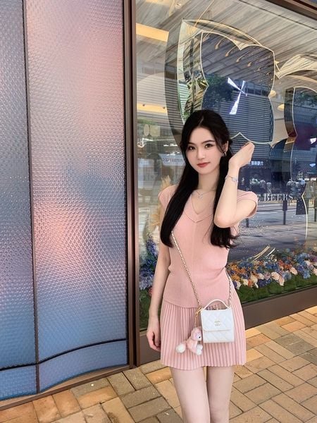  A372-Áo Len Lụa Băng Cổ V Rút Lưng Kiểu Pháp 