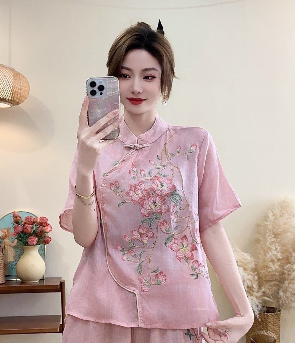 A580-Áo Ramie Thêu Hoa Nghệ Thuật Cổ Đứng 
