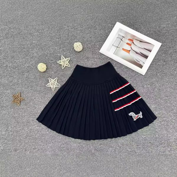  Q145-Váy Len Cún Cưng Xếp Ly Kẻ Sọc 