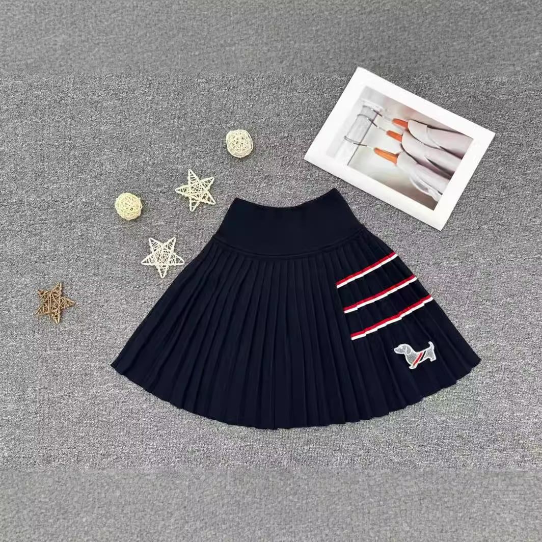  Q145-Váy Len Cún Cưng Xếp Ly Kẻ Sọc 