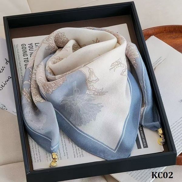  KC02-Khăn Choàng Lụa Tam Giác Thời Trang Hàn Quốc 