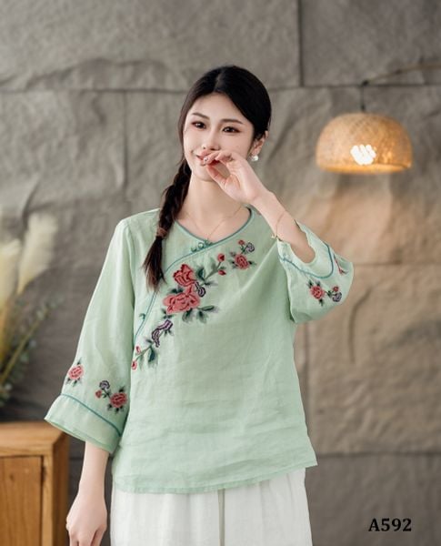  A592-Áo Ramie Thêu Hoa Chạy Viền Nghệ Thuật Cổ Điển 