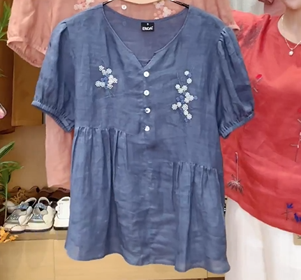  A318- Áo Ramie Thêu Hoa Nhí 