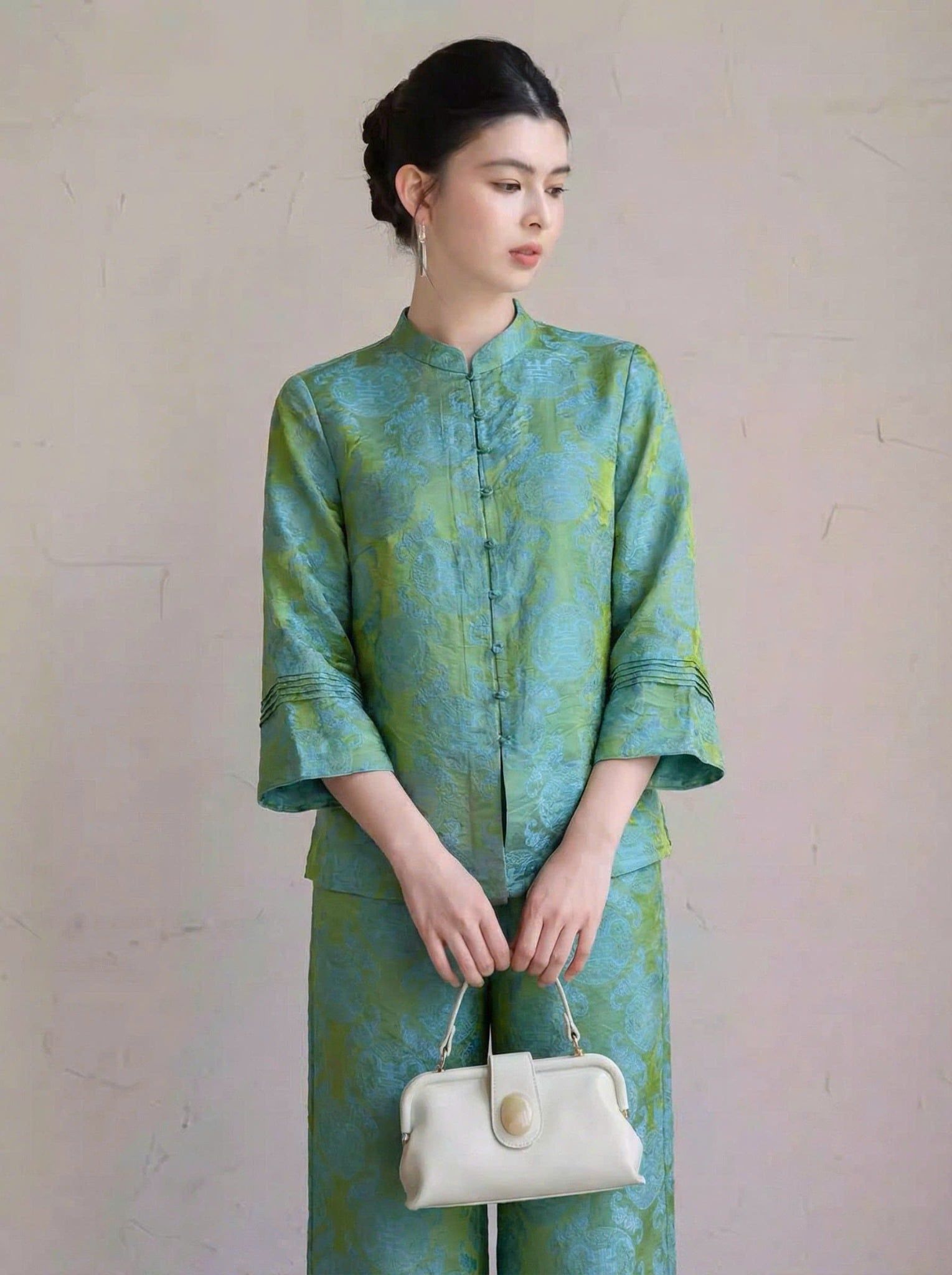  B8- Sét Gấm Lụa Tencel Phối Nút Ngọc 