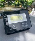  Đèn Pha LED Năng Lượng Mặt Trời Novatech 10W - S110 