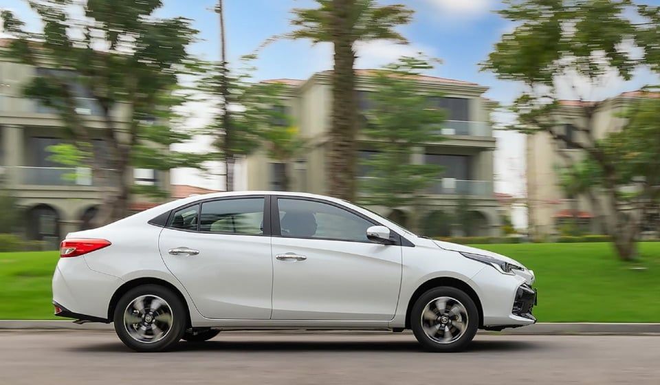  Xe 4 chỗ có Toyota Vios 