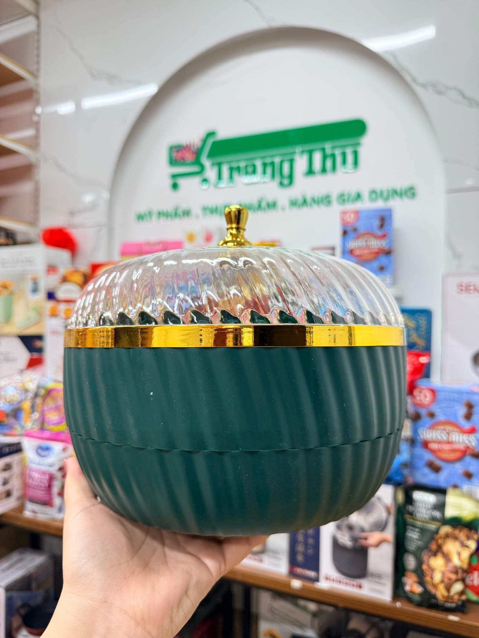  B591 - Khay mứt tròn 2 tầng màu xanh 