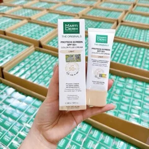  A293 - Kem Chống Nắng MartiDerm SPF50+ (MẪU MỚI NÂNG TONE) 