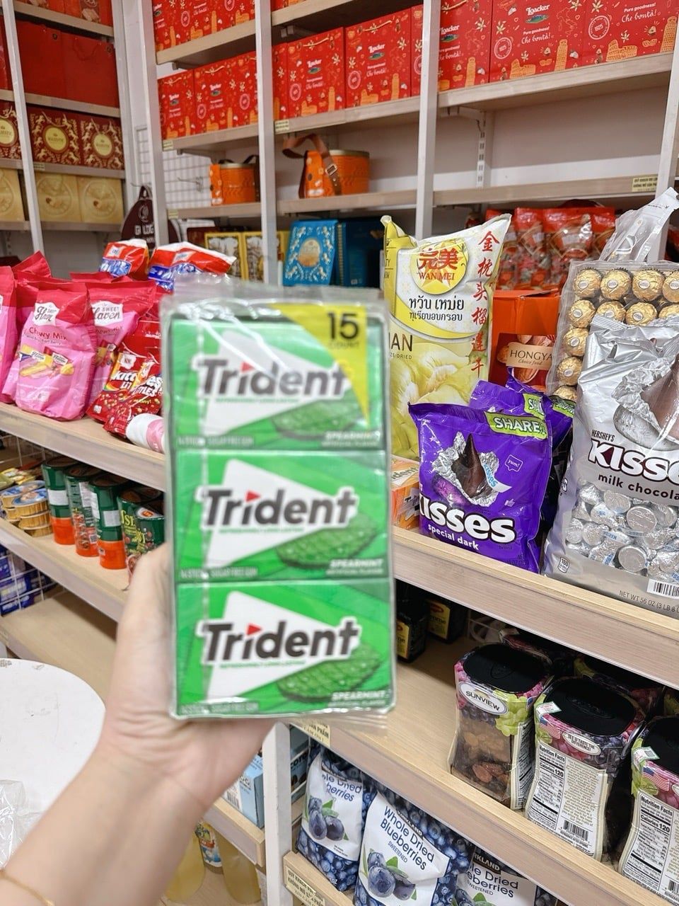  B564- Sigum Trident lốc 15 thanh x 14 stick #Vị bạc hà 