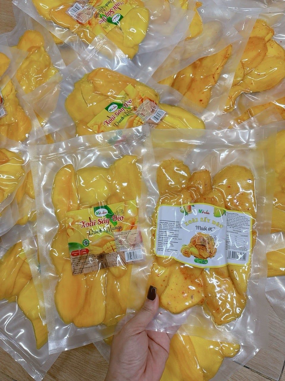  B576- (Combo 2 túi) Xoài sấy dẻo muối ớt  túi 250g 