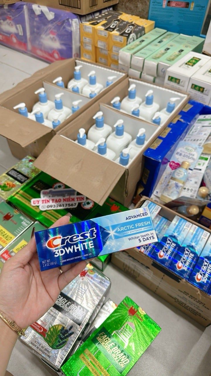  E35- Kem đánh răng crest 3d White advanced 68g 