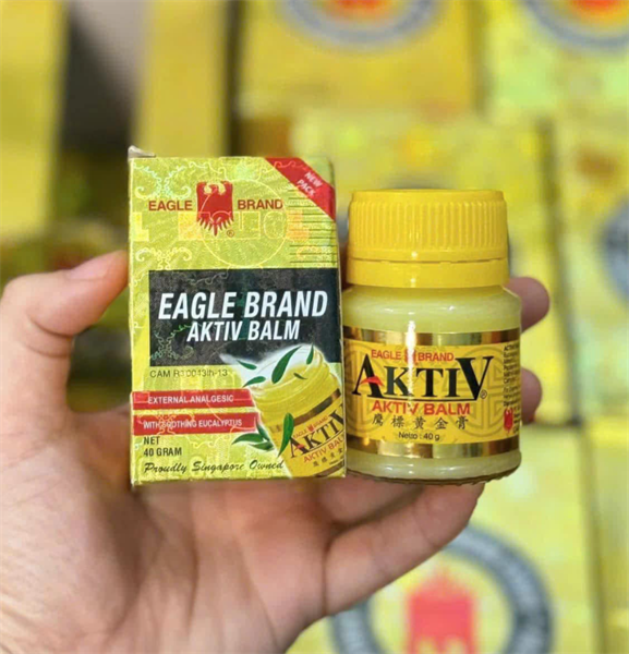  D98- DẦU CÙ LÀ vàng mỹ 40g 