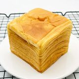  A395 - Set 10 bánh ngàn lớp vuông 