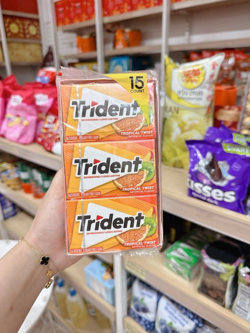  B563- Sigum Trident lốc 15 thanh x 14 stick #Vị Cam 