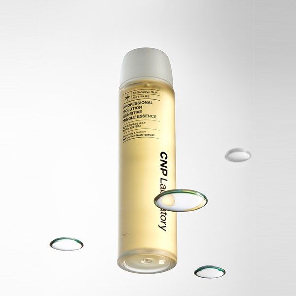  A218 - Nước thần CNP aboratory professional solution Sensitive single Essence 150ml 