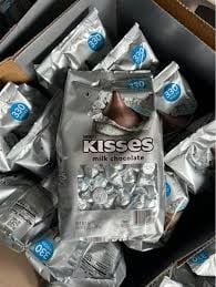  A631- Socola Kisses Milk Chocolate 330v 1.58kg 