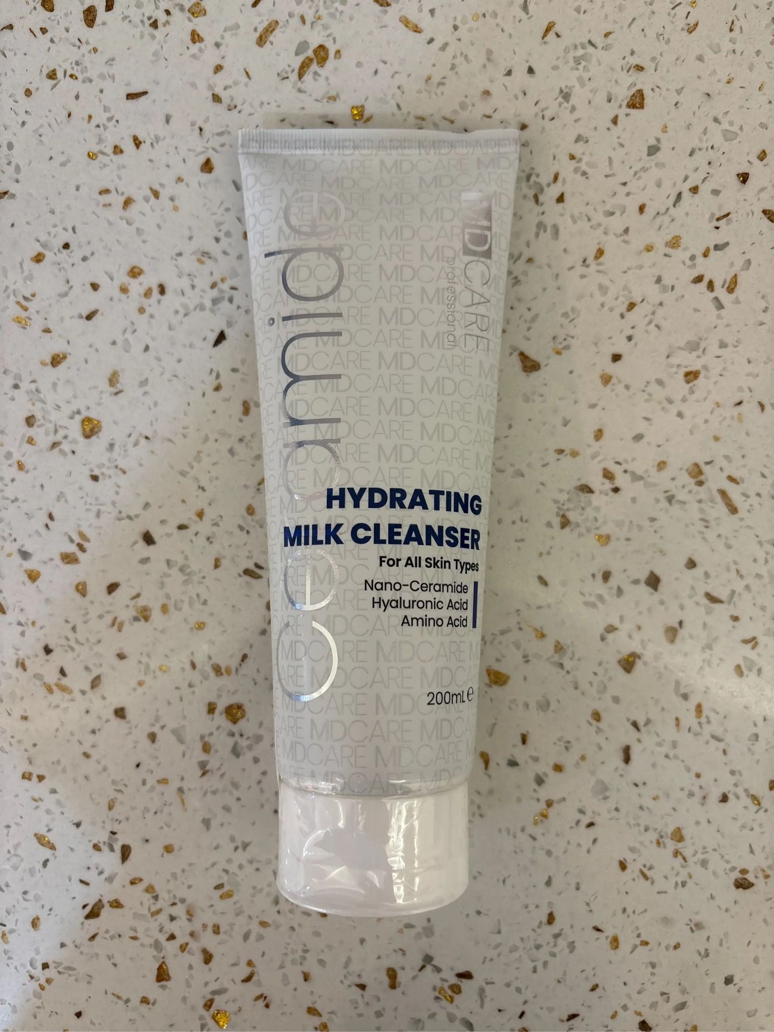  A362 - Sữa rửa mặt dịu nhẹ cho da nhạy cảm MD Care 200ml 