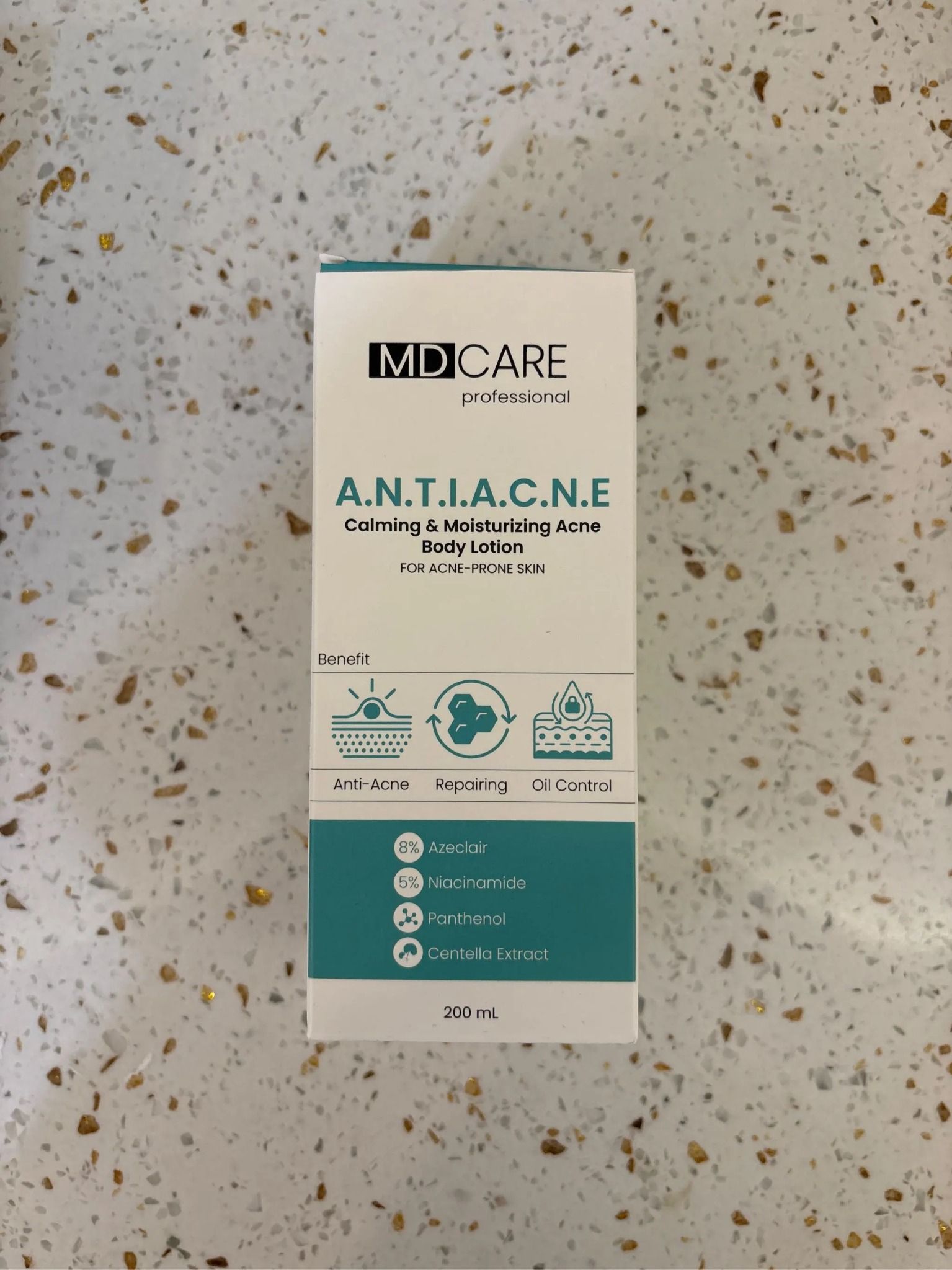  A364 - Sữa dưỡng thể cho da mụn Antiacne MD Care 200ml 