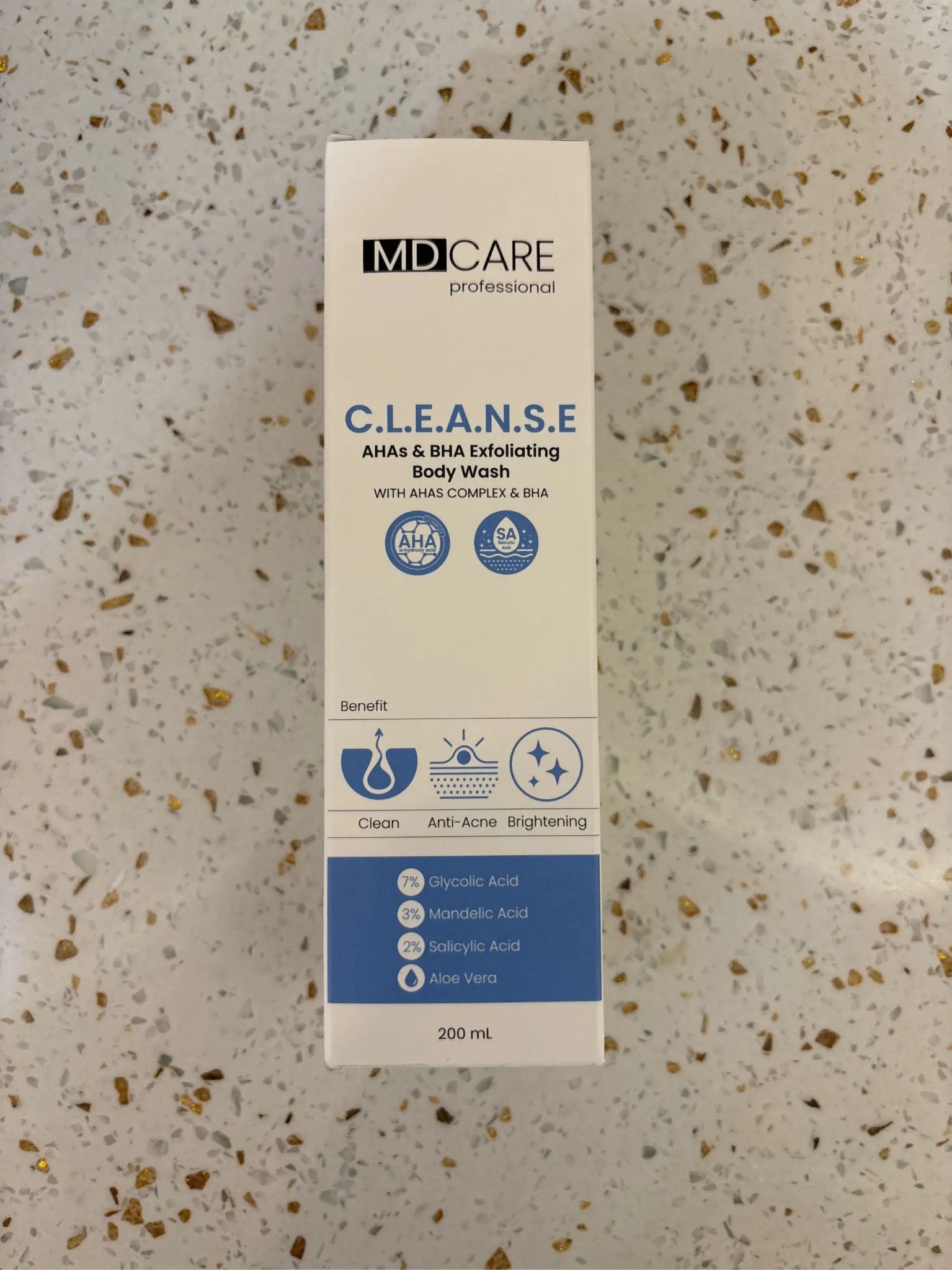  A356 - Sữa tắm tẩy tế bào chết  MD Care 200ml 