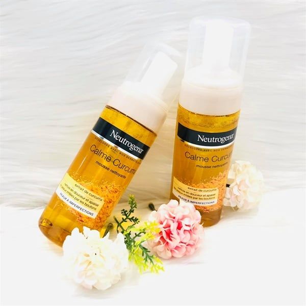  D71- Sữa rửa mặt Neutrogena Calme Curcuma với tinh chất nghệ, màu vàng -150ml 