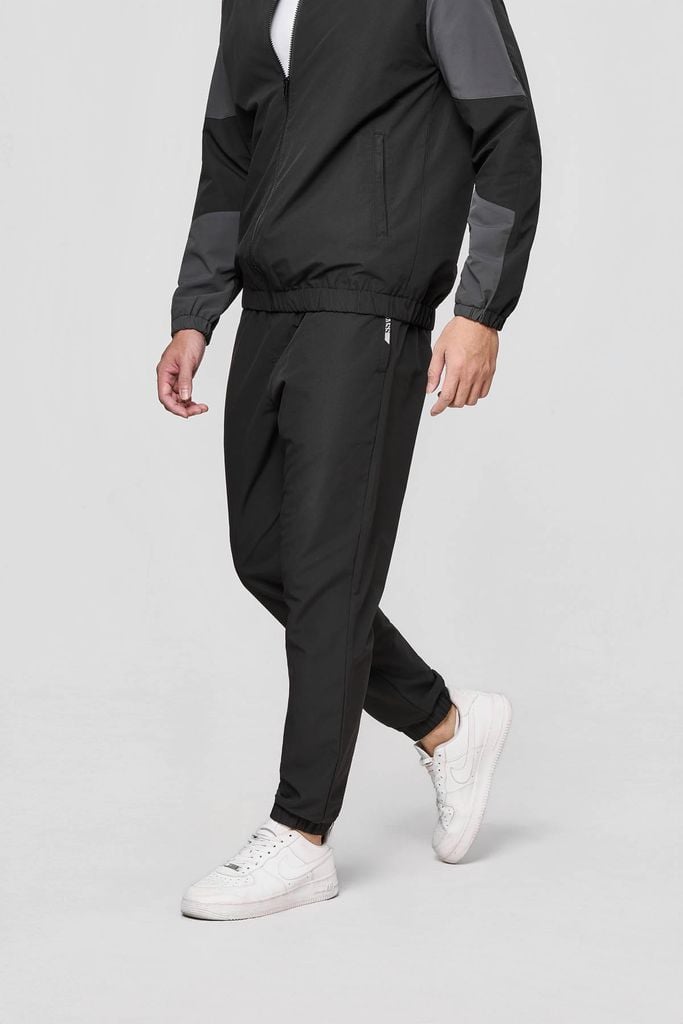 Quần Jogger Nam QGGTK602