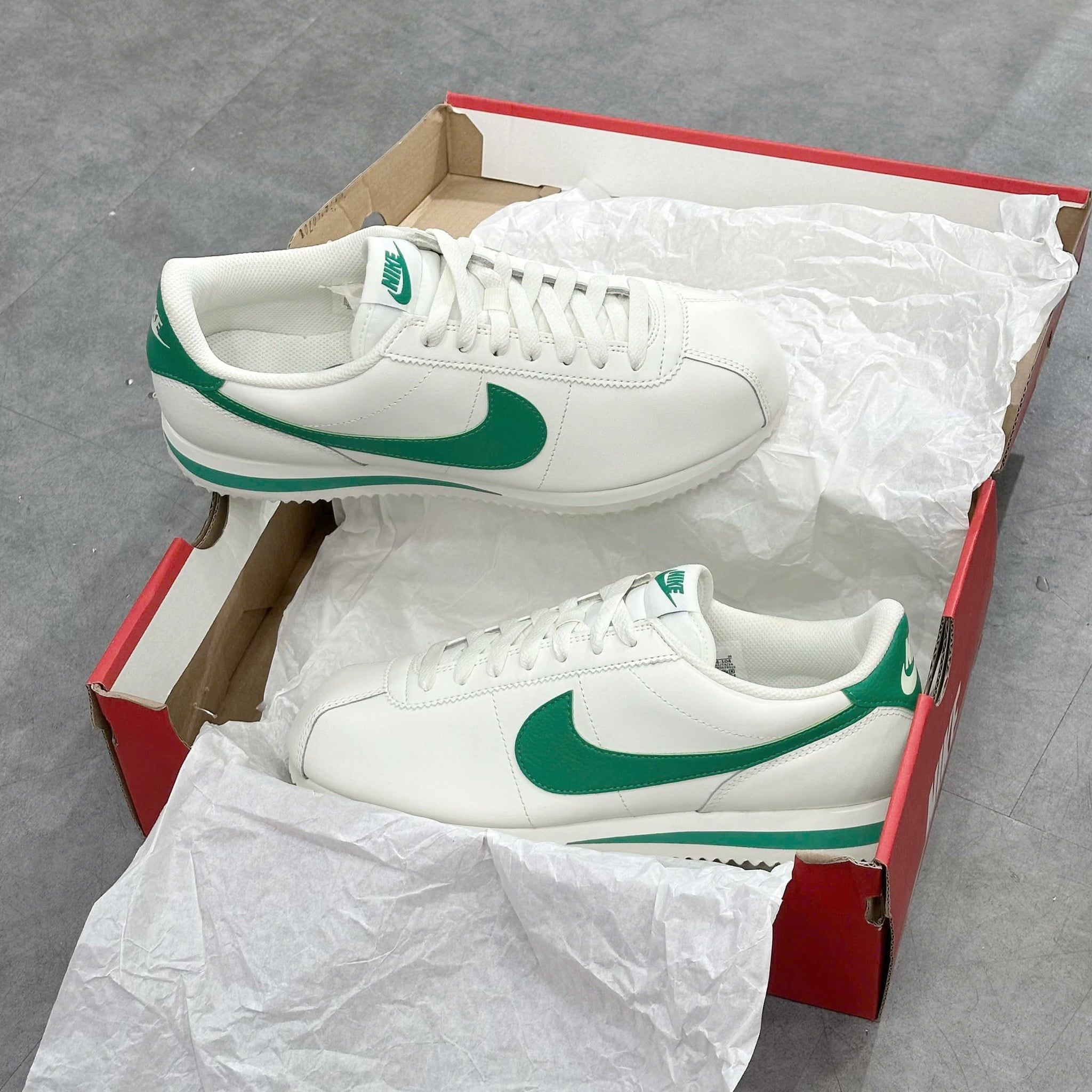  NIKE CORTEZ SAIL STADIUM GREEN DM4044-104 