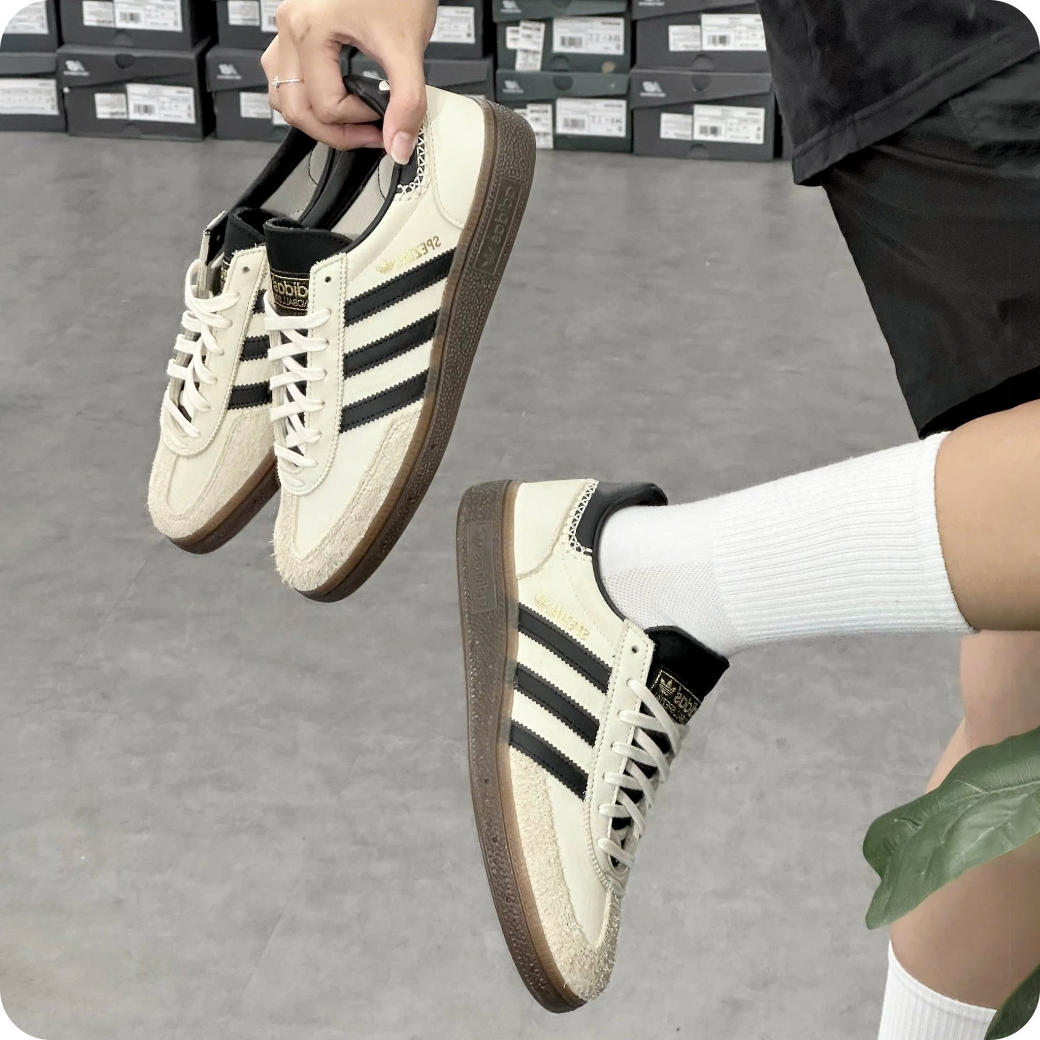  ADIDAS HANDBALL SPEZIAL WONDER WHITE BLACK IE3698 