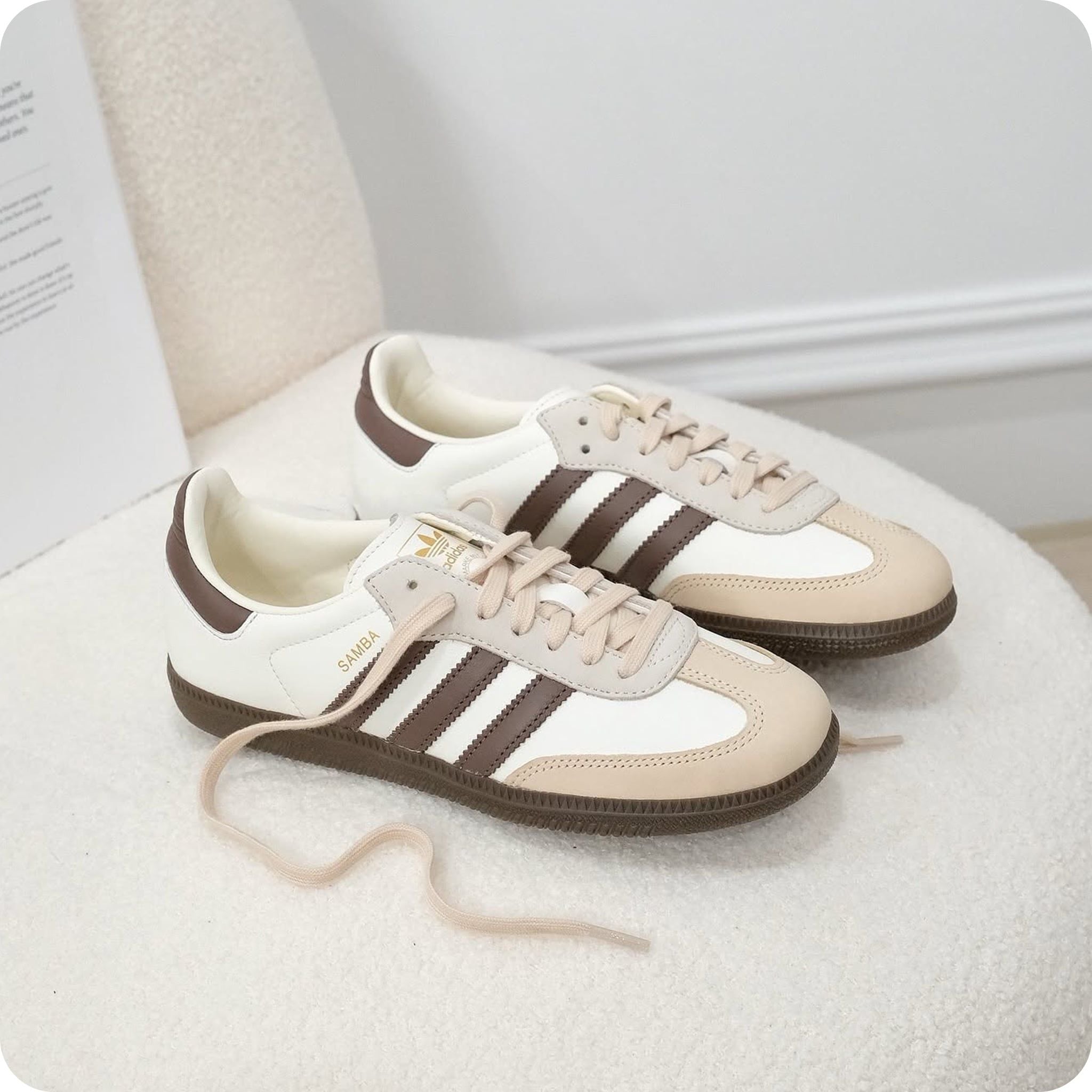  ADIDAS SAMBA OG OFF WHITE EARTH STRATA GUM JR8842 