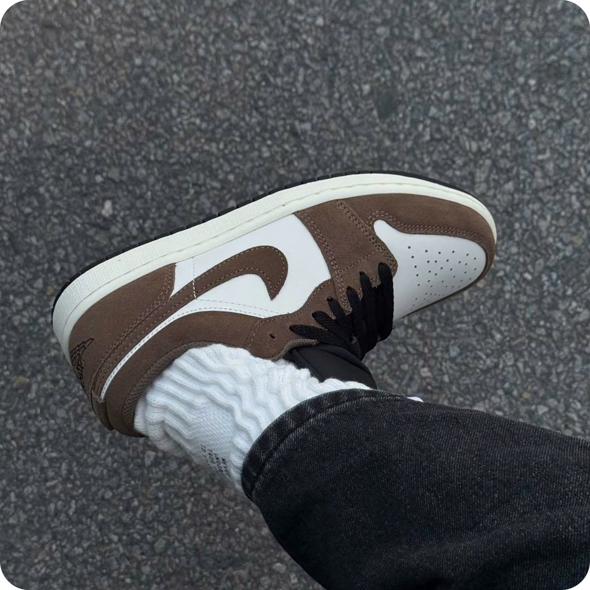  NIKE AIR JORDAN 1 LOW PALOMINO 553558-200 