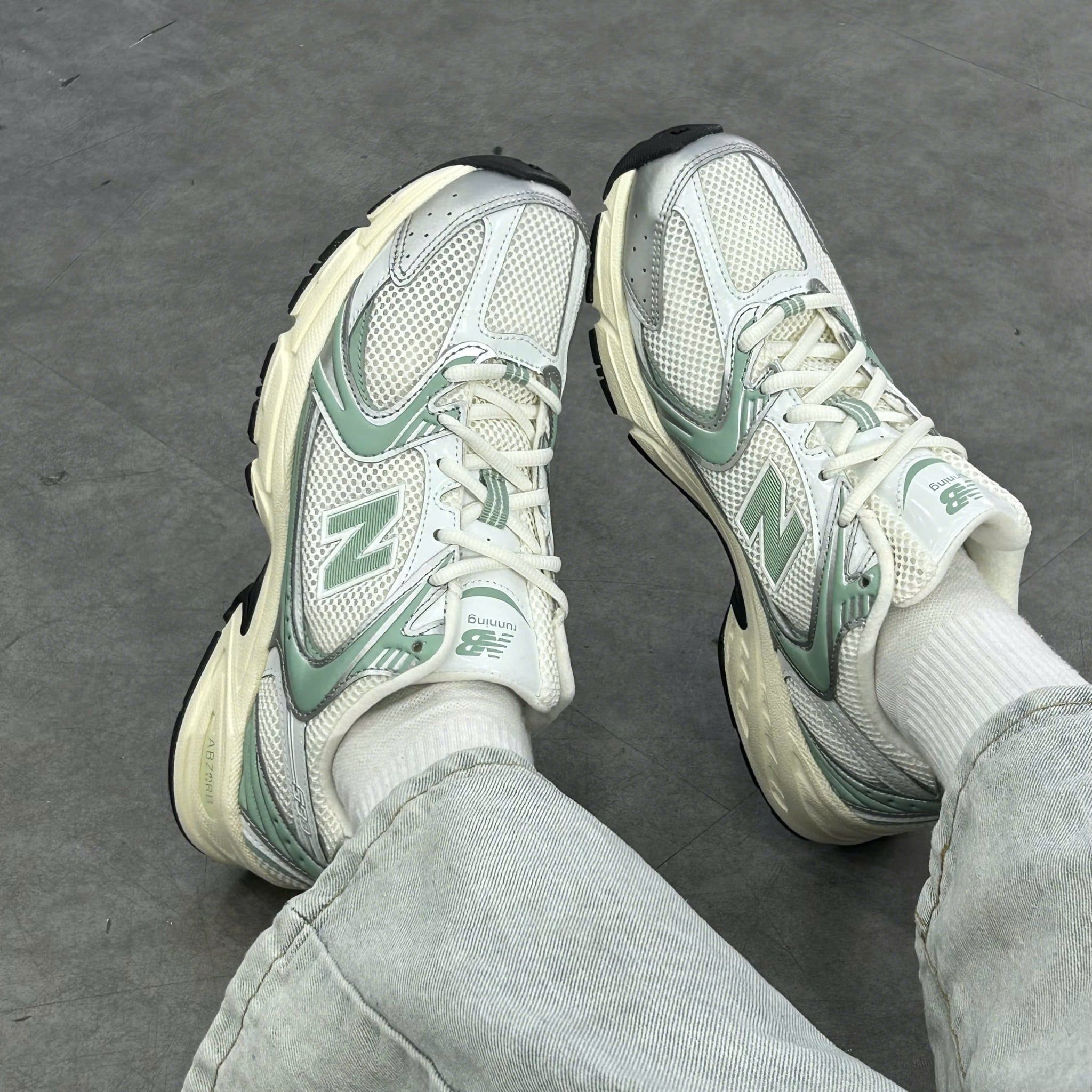  NEW BALANCE 530 METALLIC MOSAIC GREEN U530SEB 