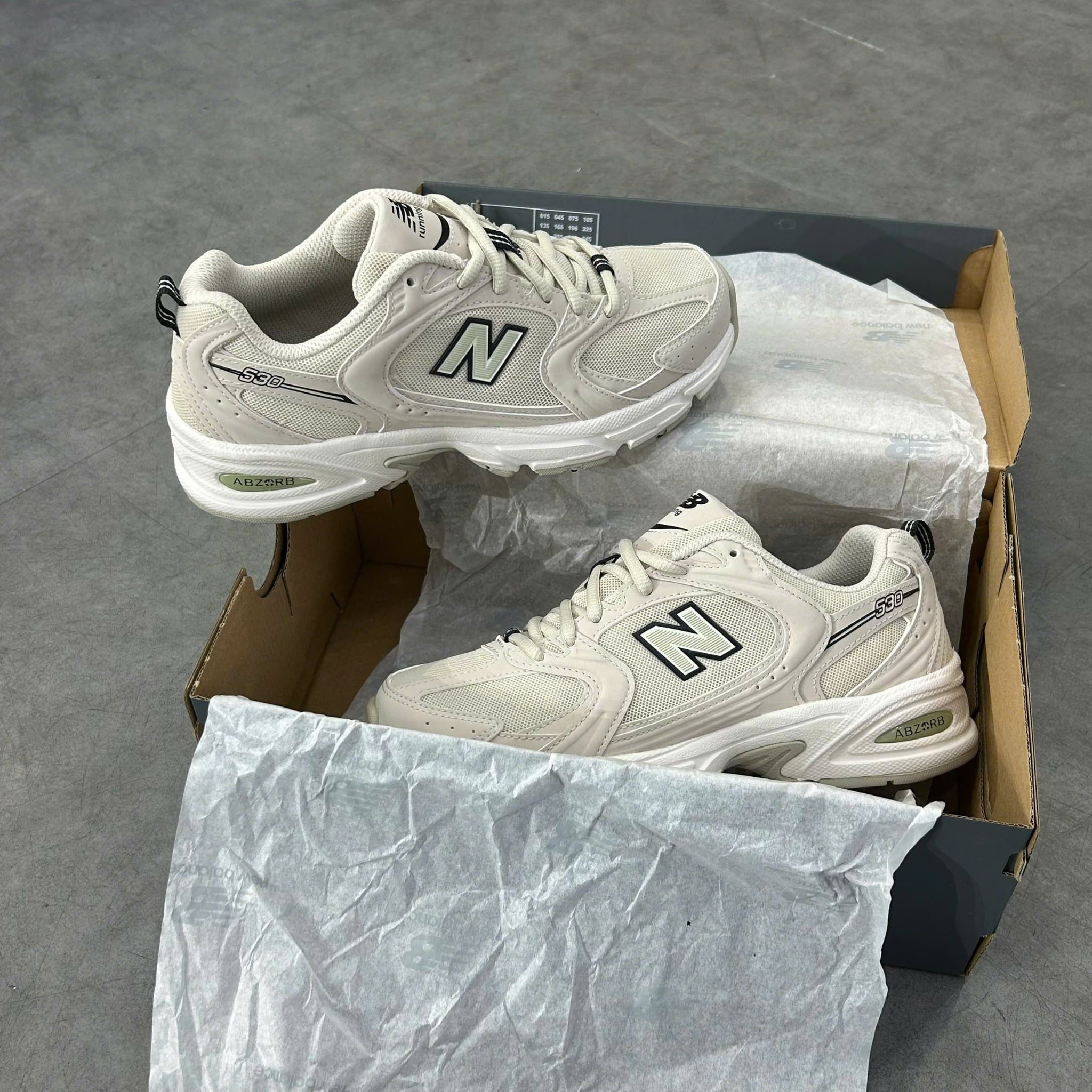  NEW BALANCE 530V2 RETRO KHAKI MR530SH 