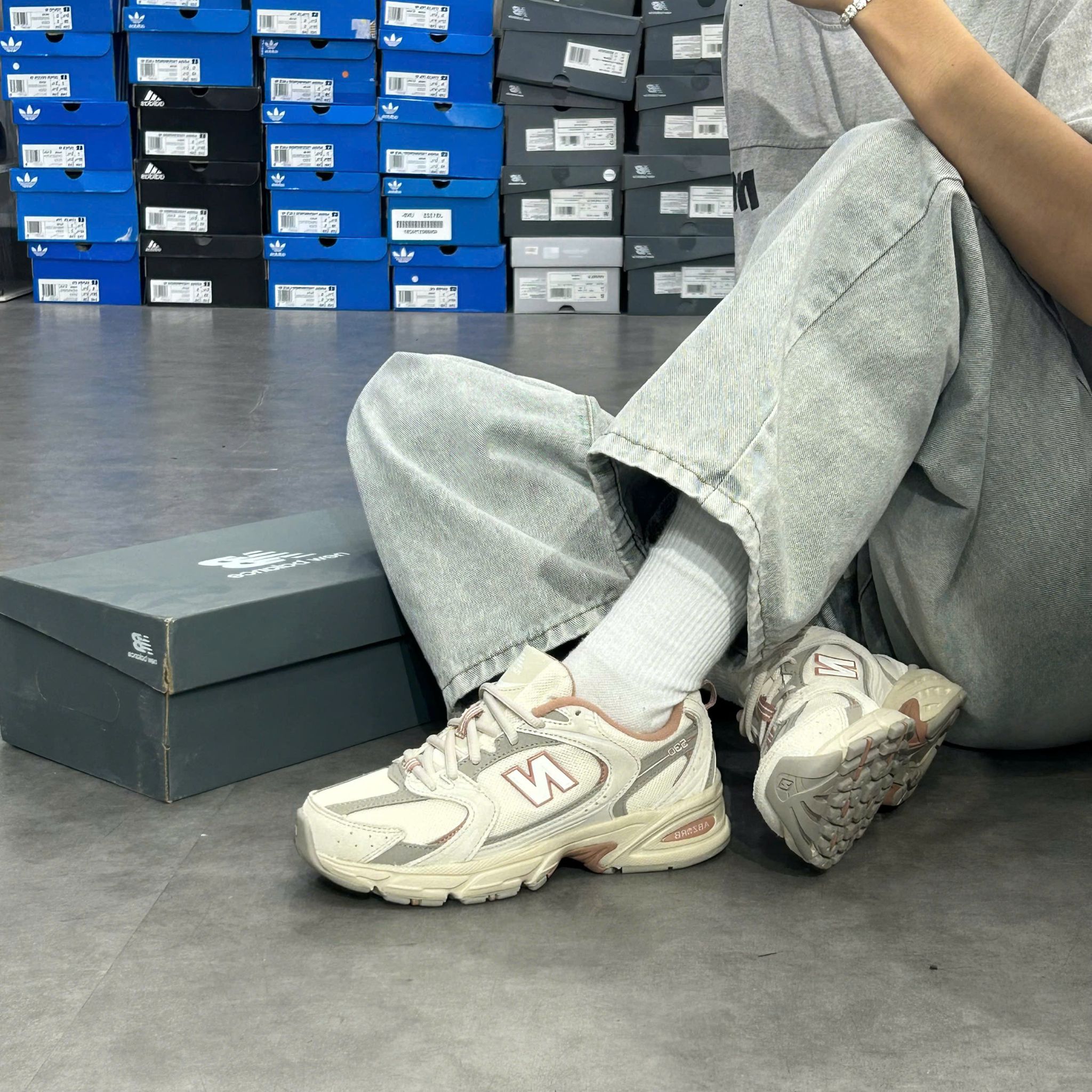  NEW BALANCE 530 TIMBERWOLF LINEN LANDSLIDE U530SMA 