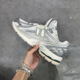  NEW BALANCE 1906R SILVER METALLIC SEA SALT M1906REE 
