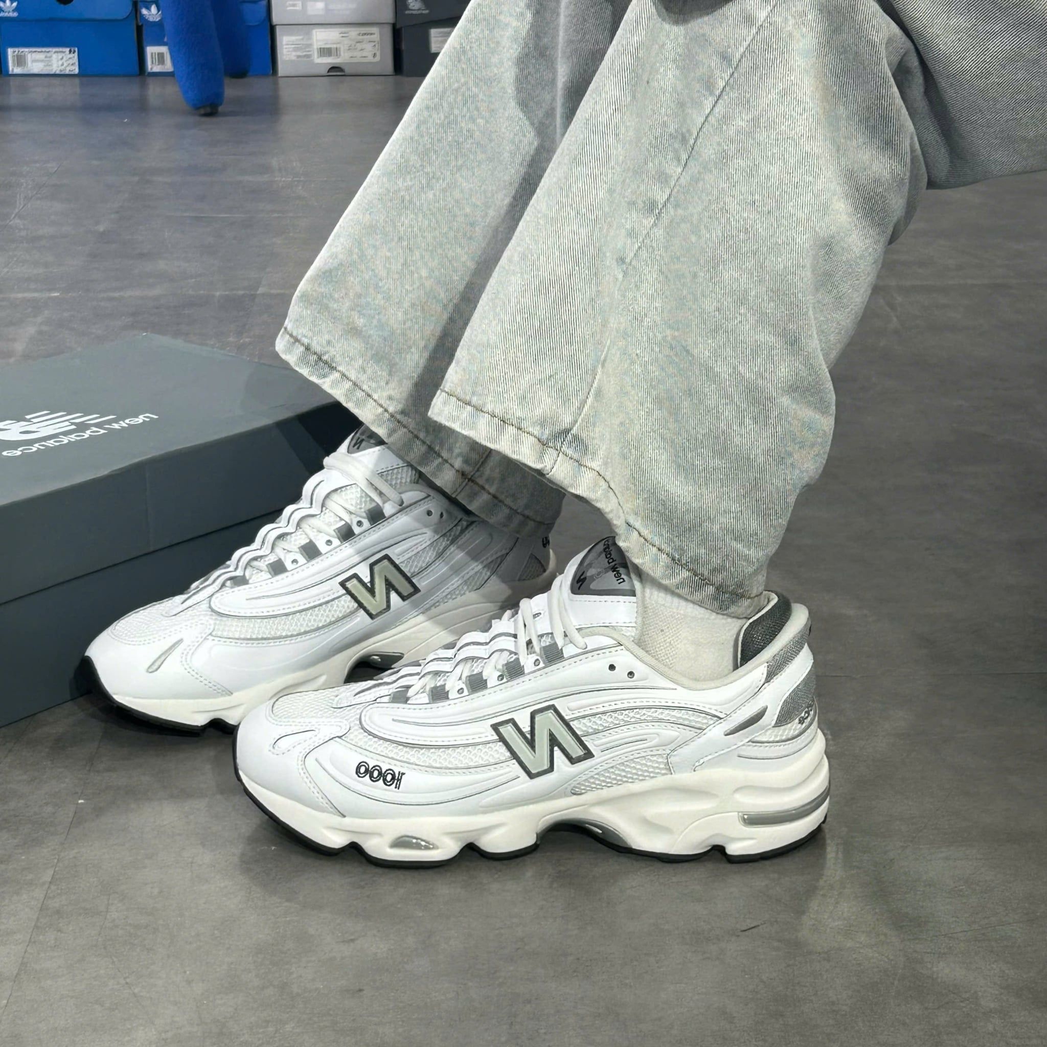  NEW BALANCE 1000 WHITE M1000D 