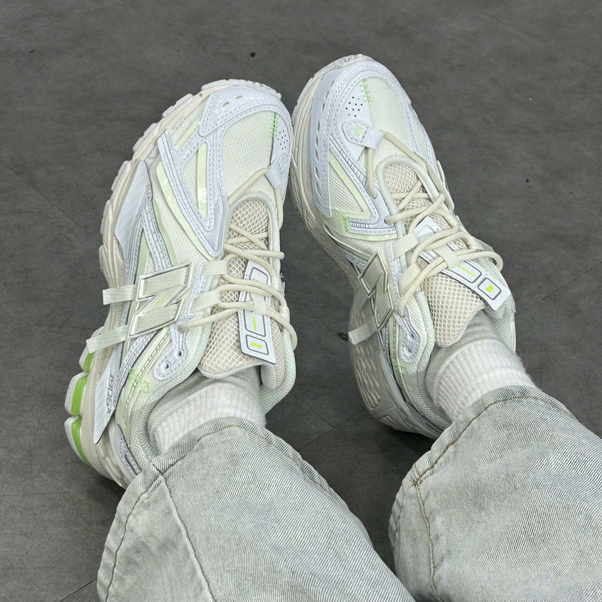  NEW BALANCE 1906R AWHITE GREEN U1906AE 