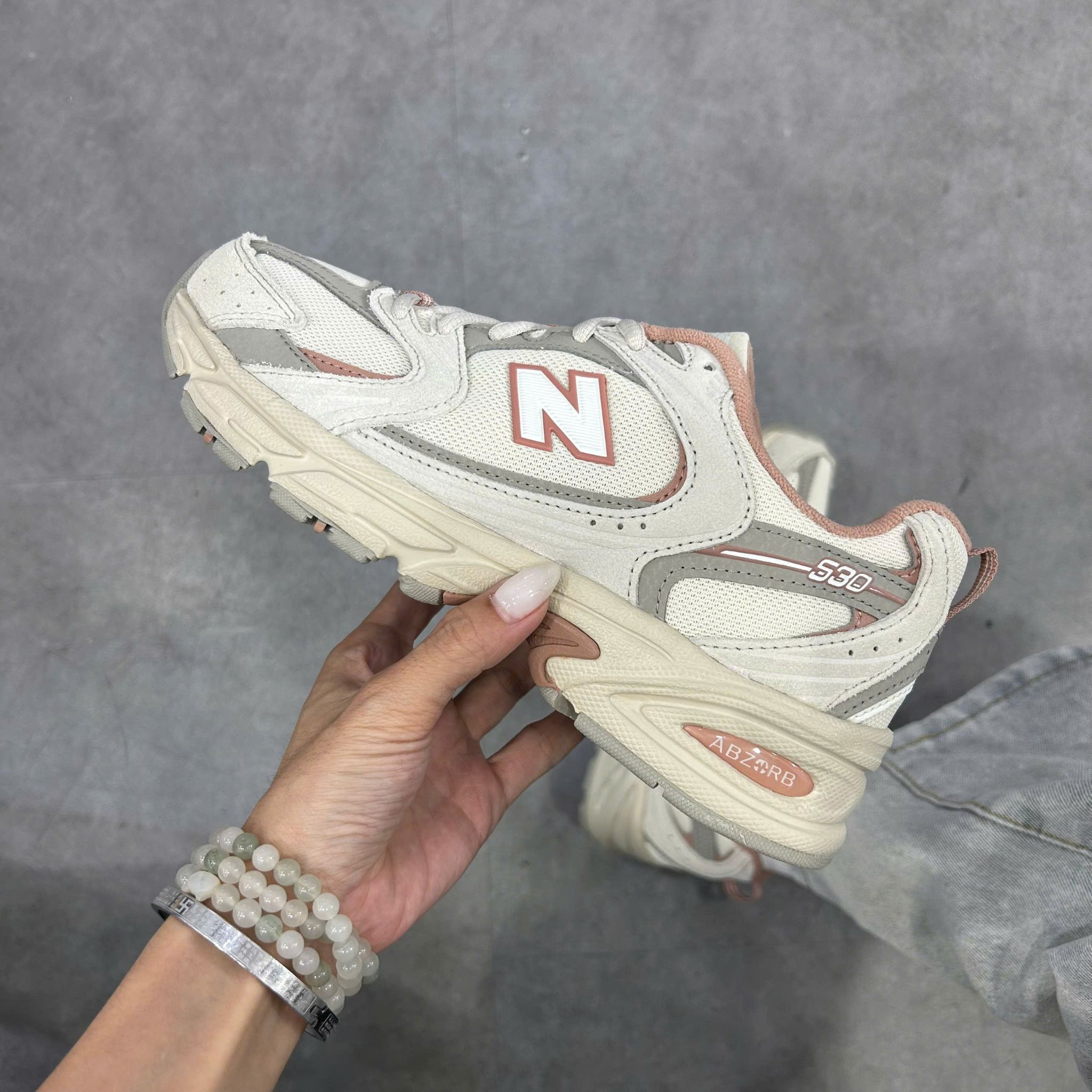  NEW BALANCE 530 TIMBERWOLF LINEN LANDSLIDE U530SMA 