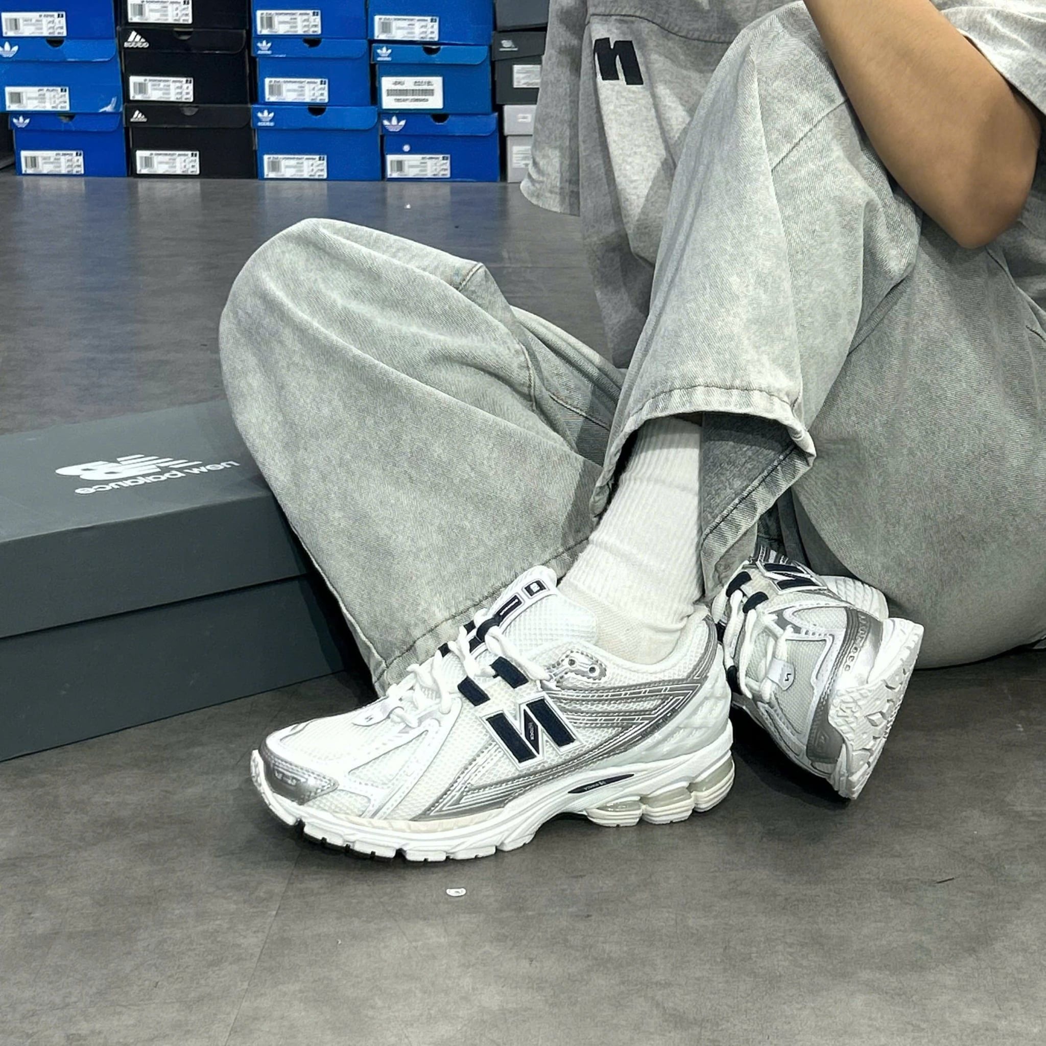  NEW BALANCE 1906R WHITE NAVY SILVER METALLIC U1906RCM 