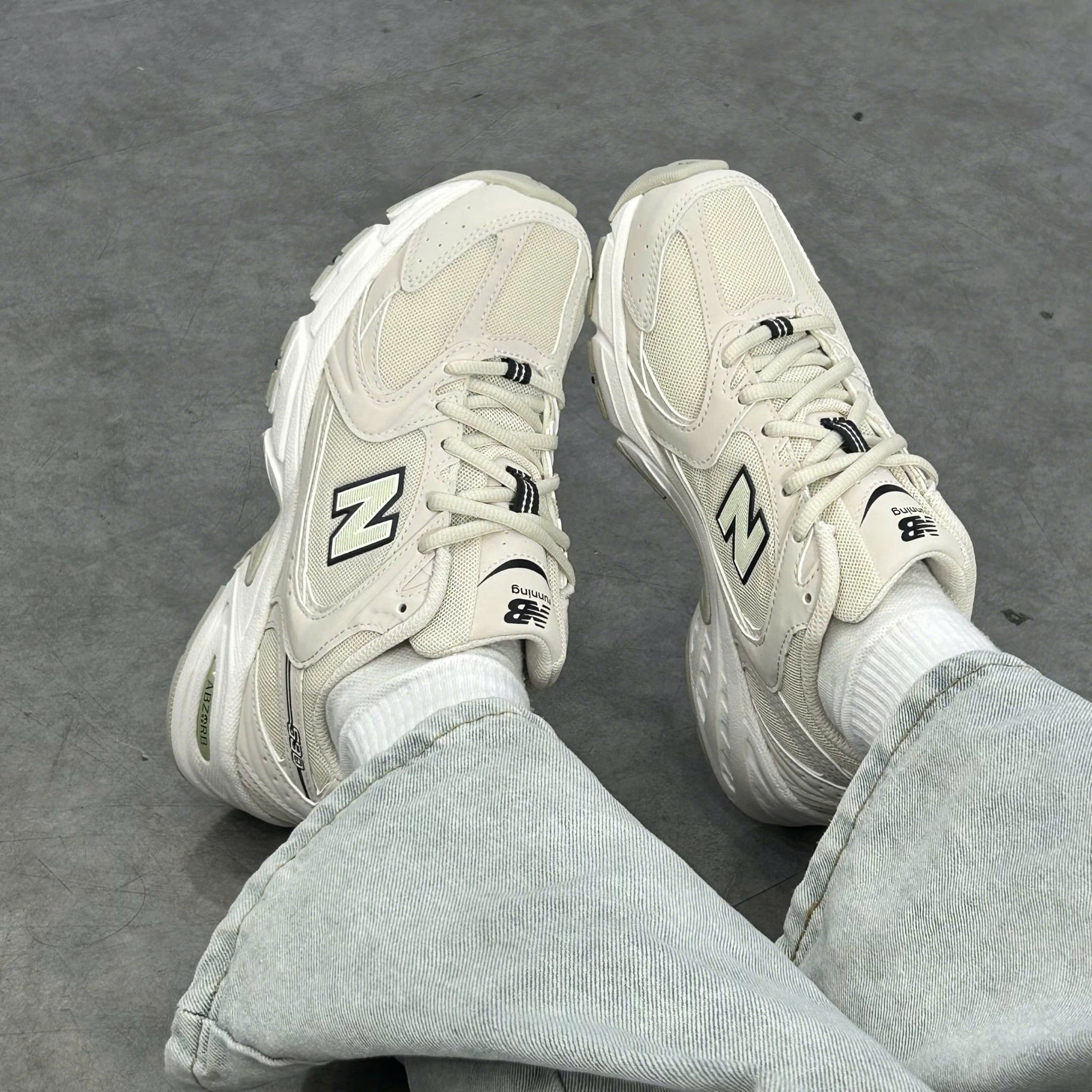  NEW BALANCE 530V2 RETRO KHAKI MR530SH 