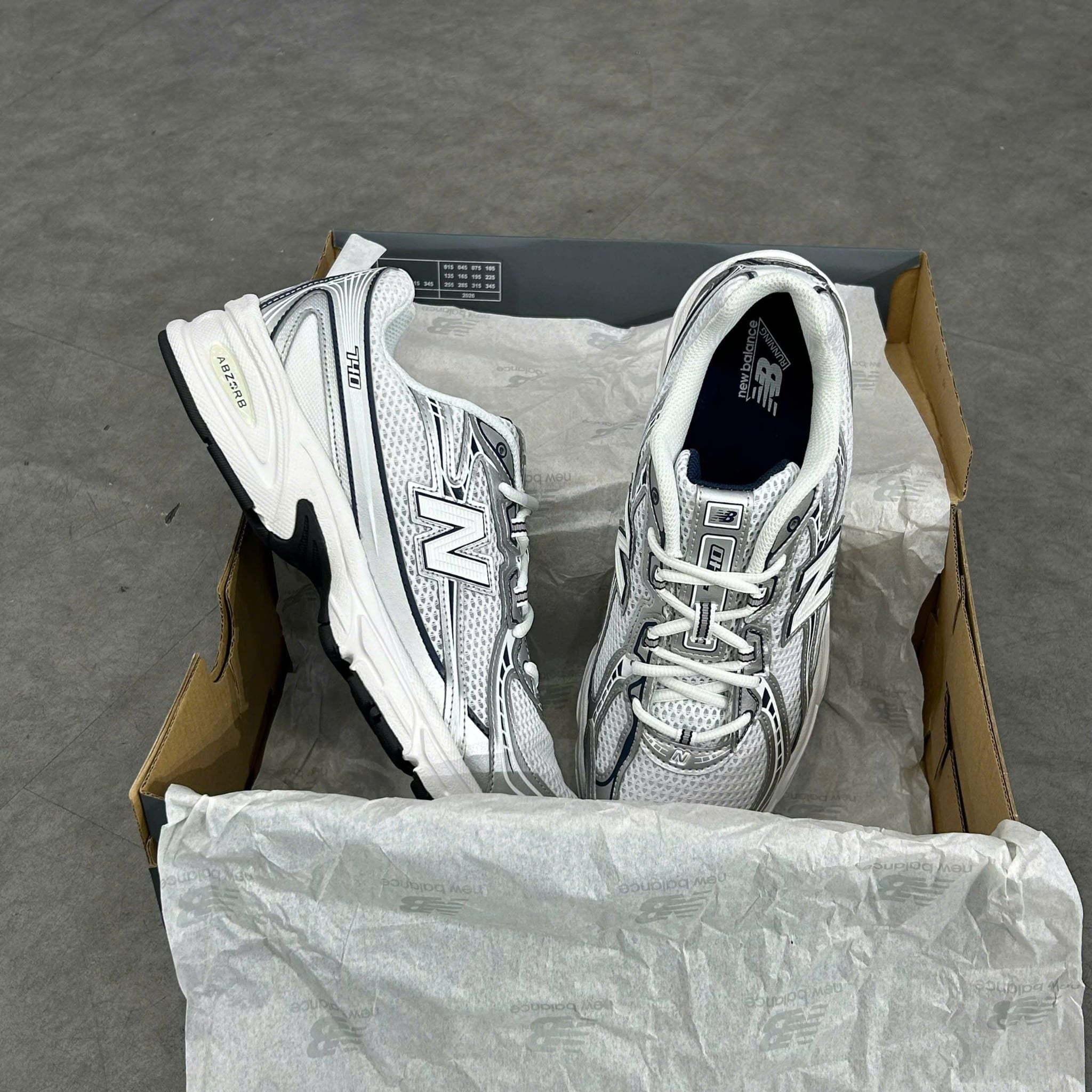  NEW BALANCE 740V2 WHITE SHADOW GREY NAVY U740WN2 