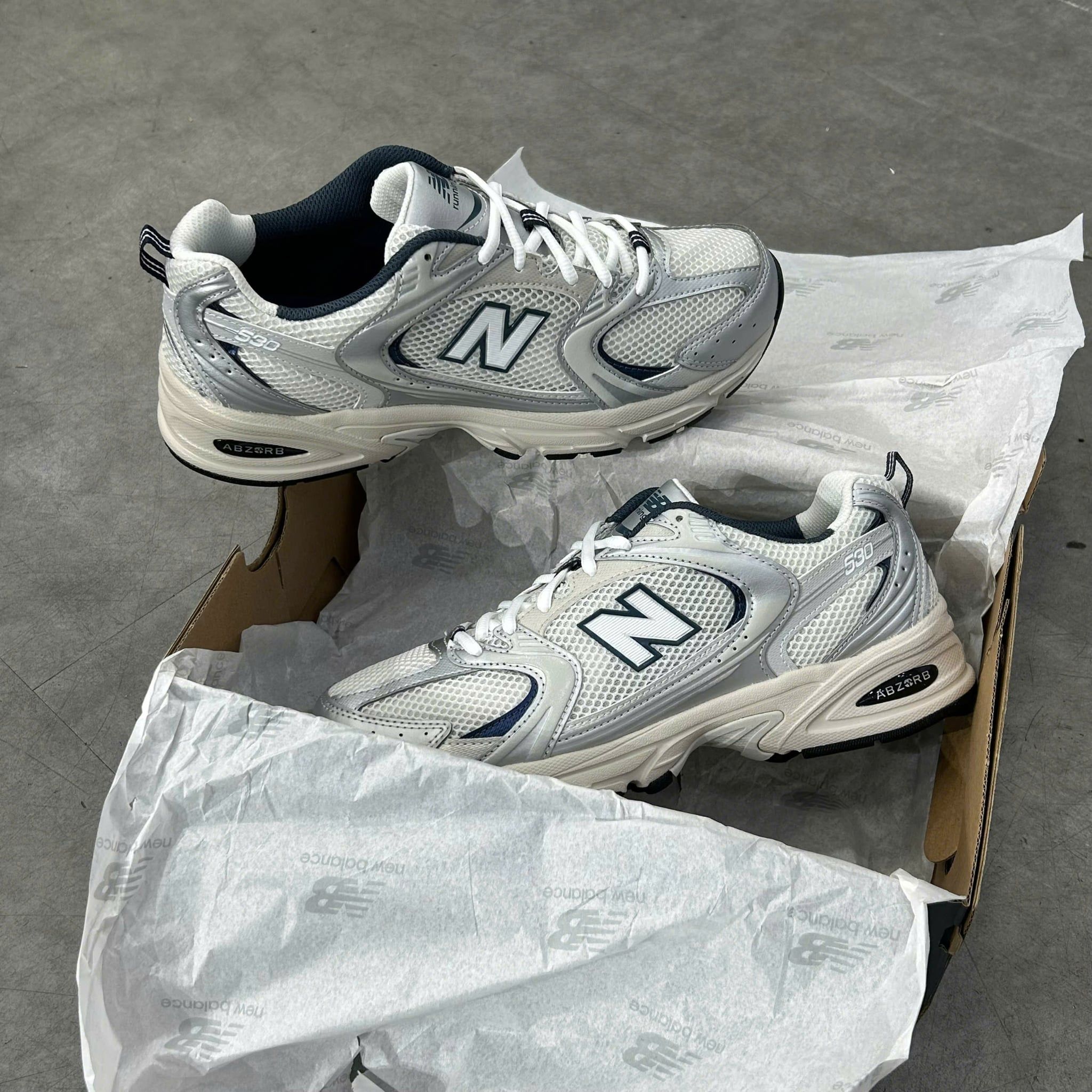  NEW BALANCE 530 STEEL GREY MR530KA 