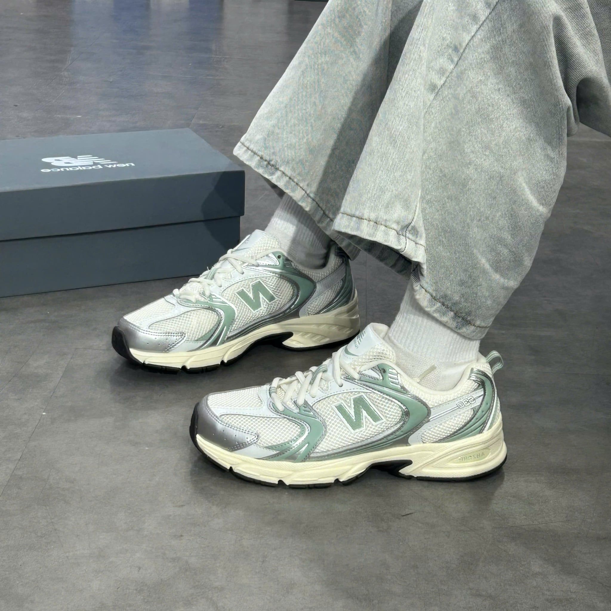  NEW BALANCE 530 METALLIC MOSAIC GREEN U530SEB 