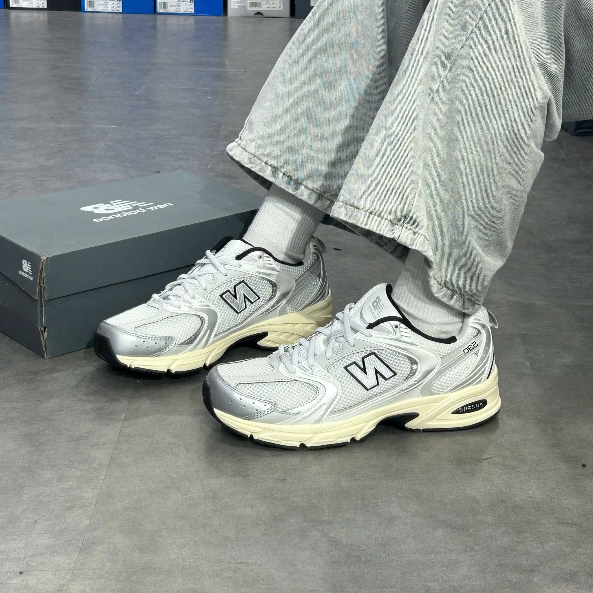  NEW BALANCE 530 SILVER CREAM MR530TA 
