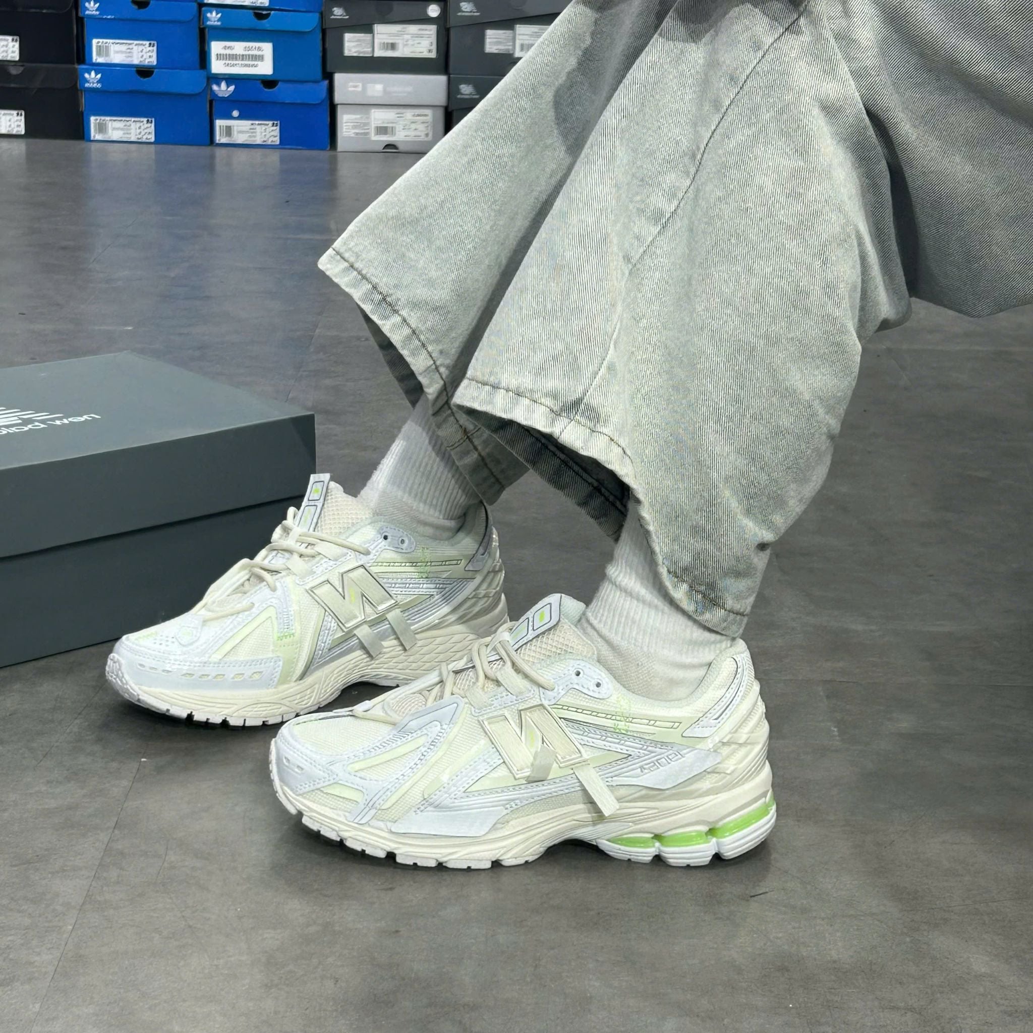  NEW BALANCE 1906R AWHITE GREEN U1906AE 