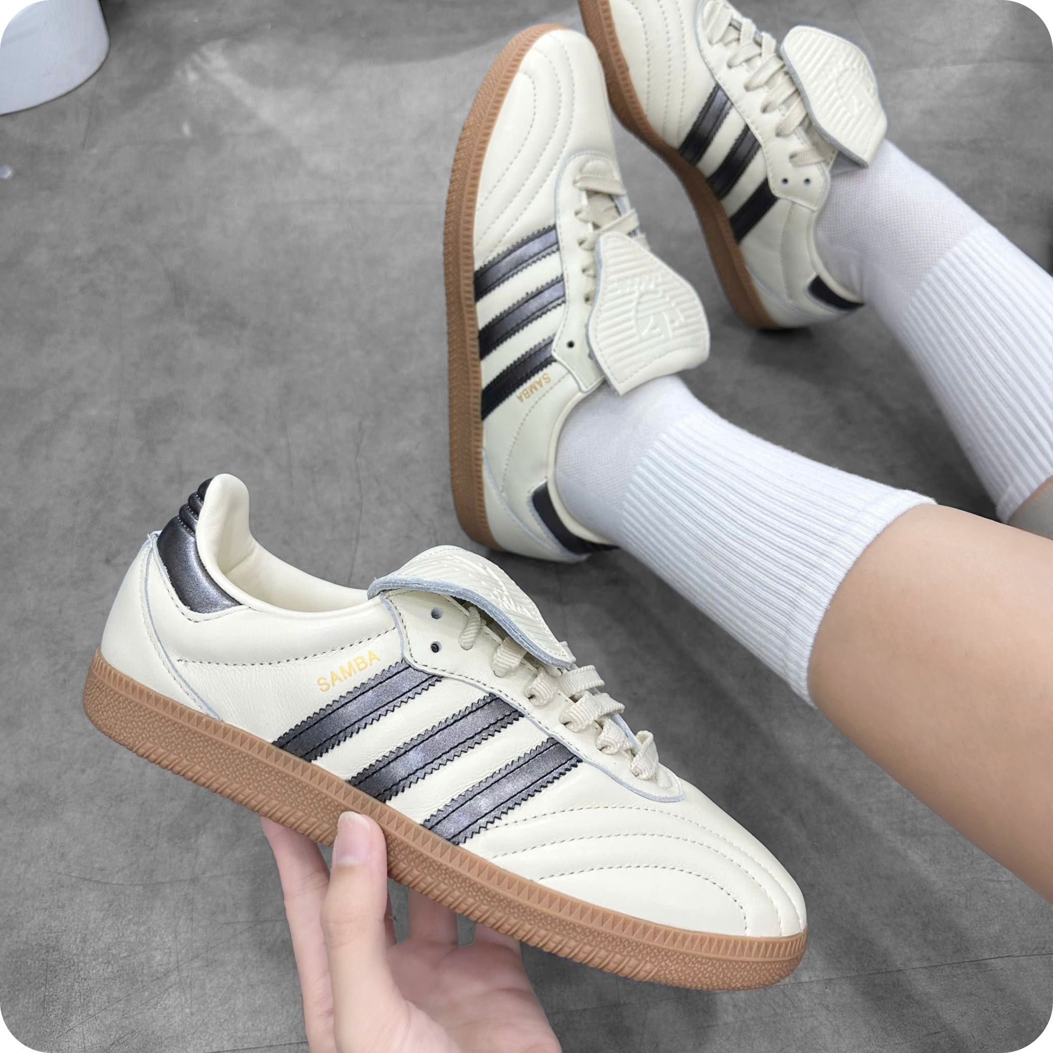  ADIDAS SAMBA LT CREAM METALLIC BLACK GUM JP6143 