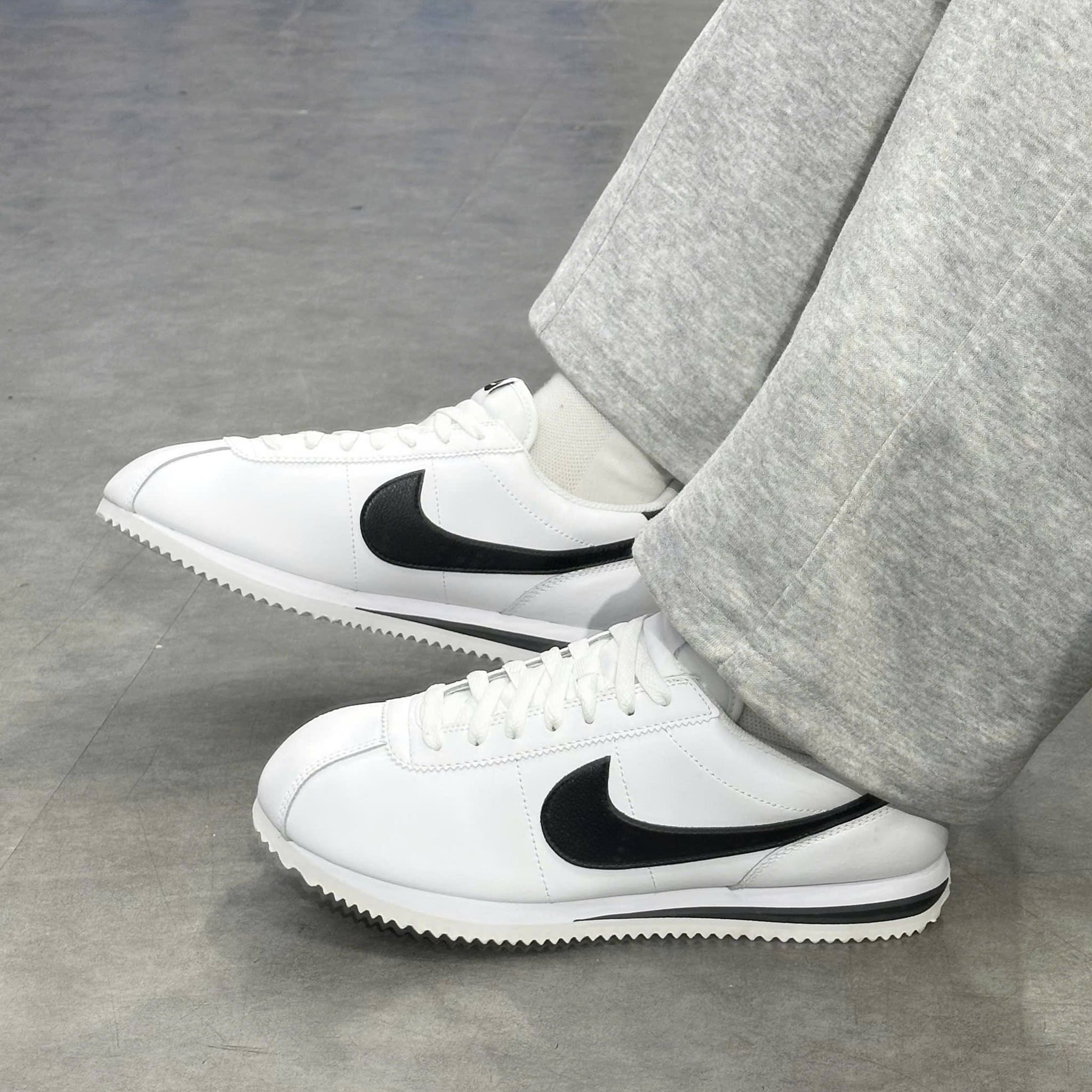  NIKE CORTEZ LEATHER WHITE BLACK DM4044-105 
