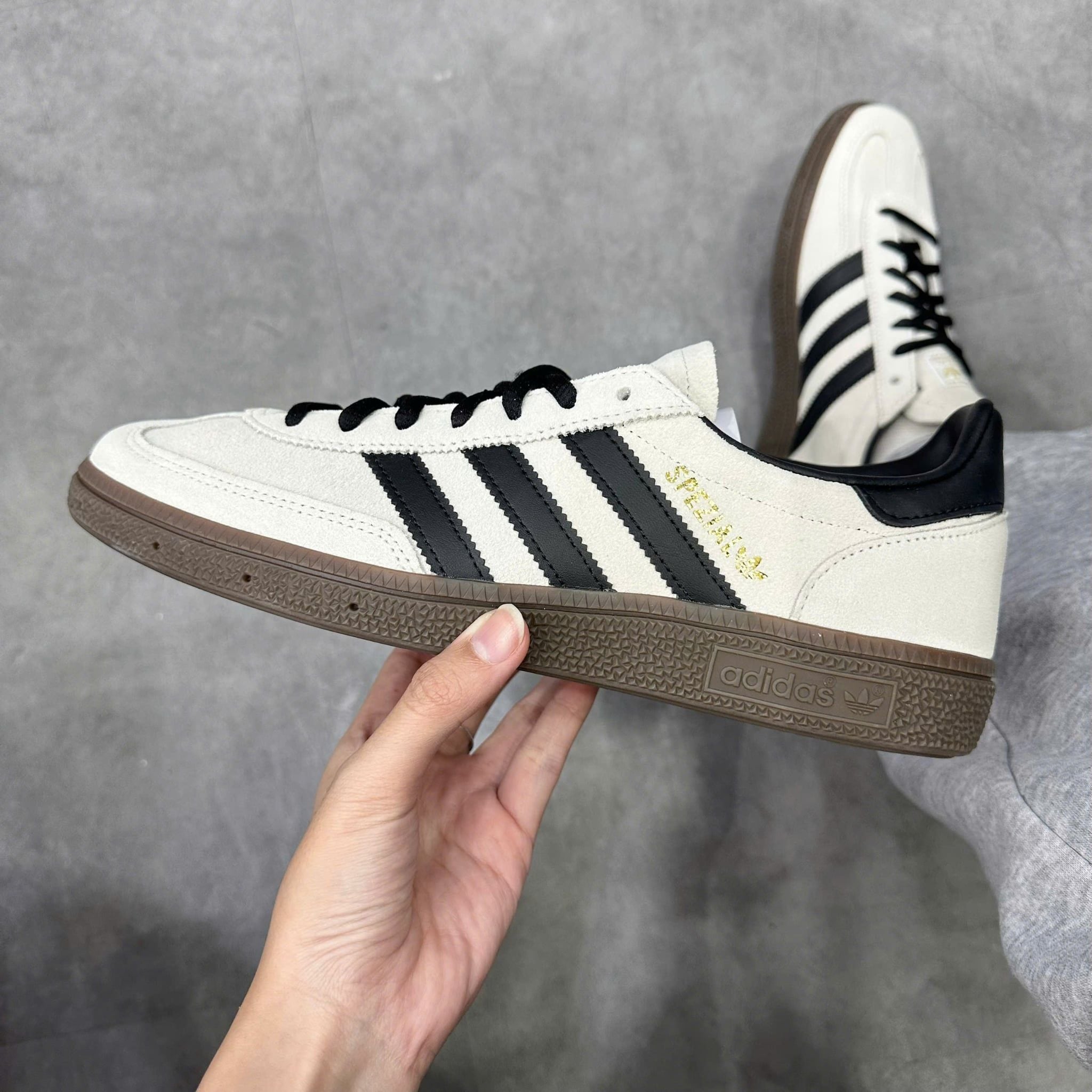  ADIDAS HANDBALL SPEZIAL WONDER WHITE BLACK KI1415 